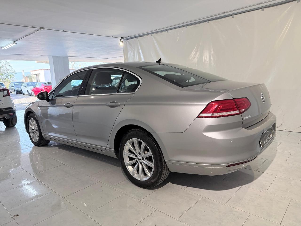 PASSAT 2017 BERLINA 2.0 tdi 150cv SOLI 85 000KM CERTIFICATI