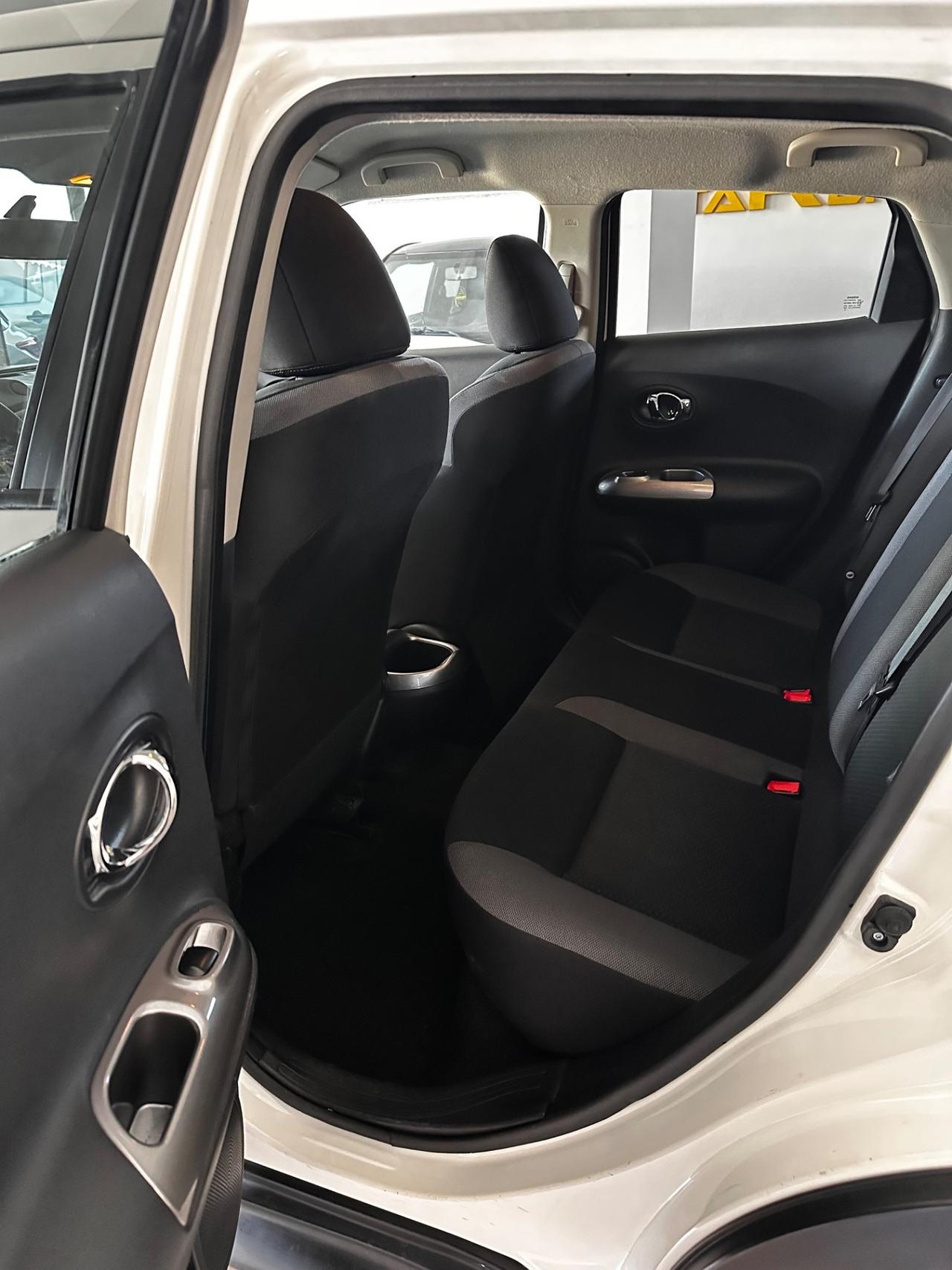 Nissan Juke 1.6 GPL Acenta
