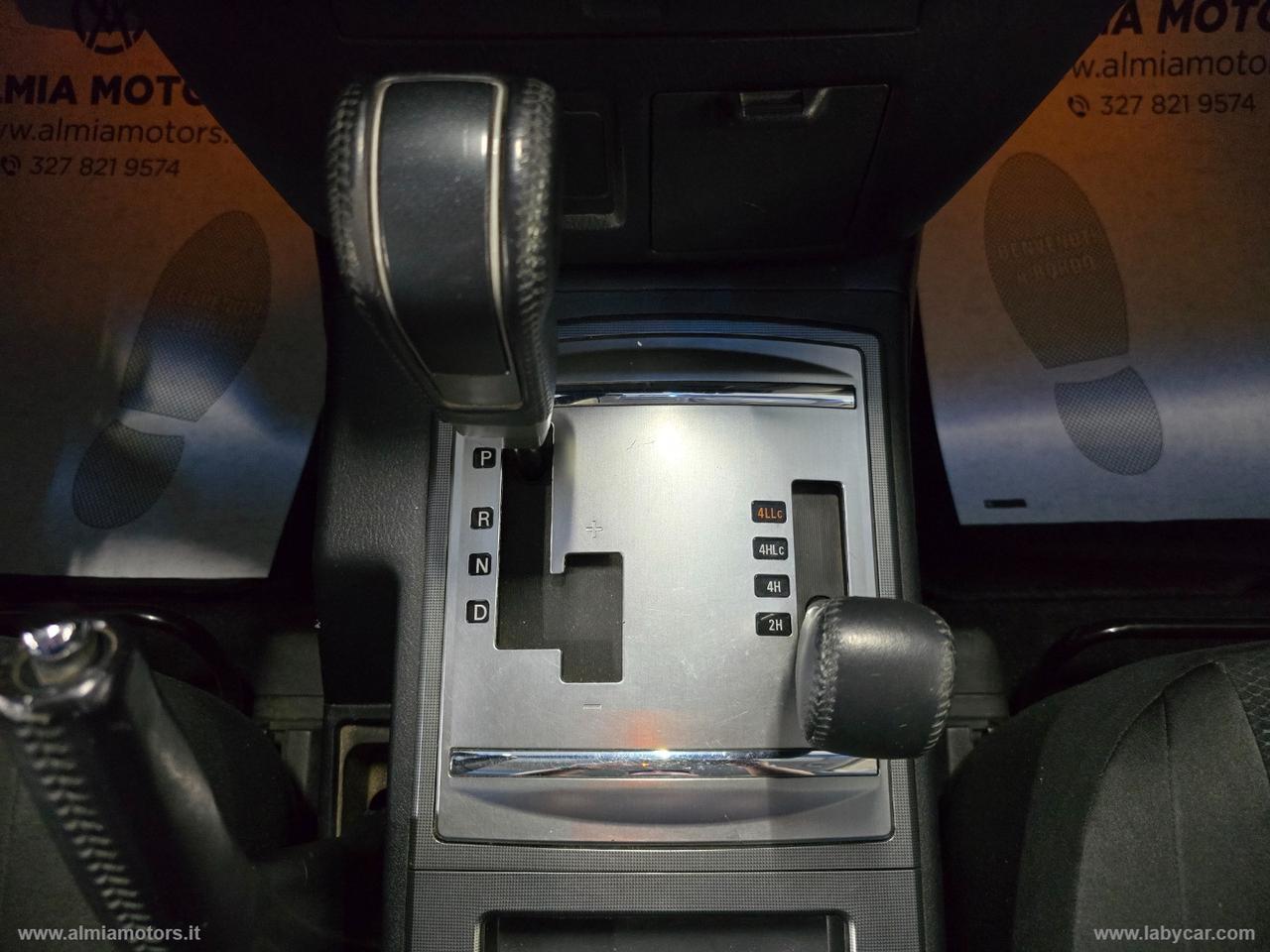 MITSUBISHI Pajero 3.2 DI-D 16V A/T 3p. Instyle