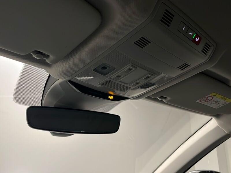 Volkswagen T-Roc STYLE 1.0 TSI 81 KW (110 CV)