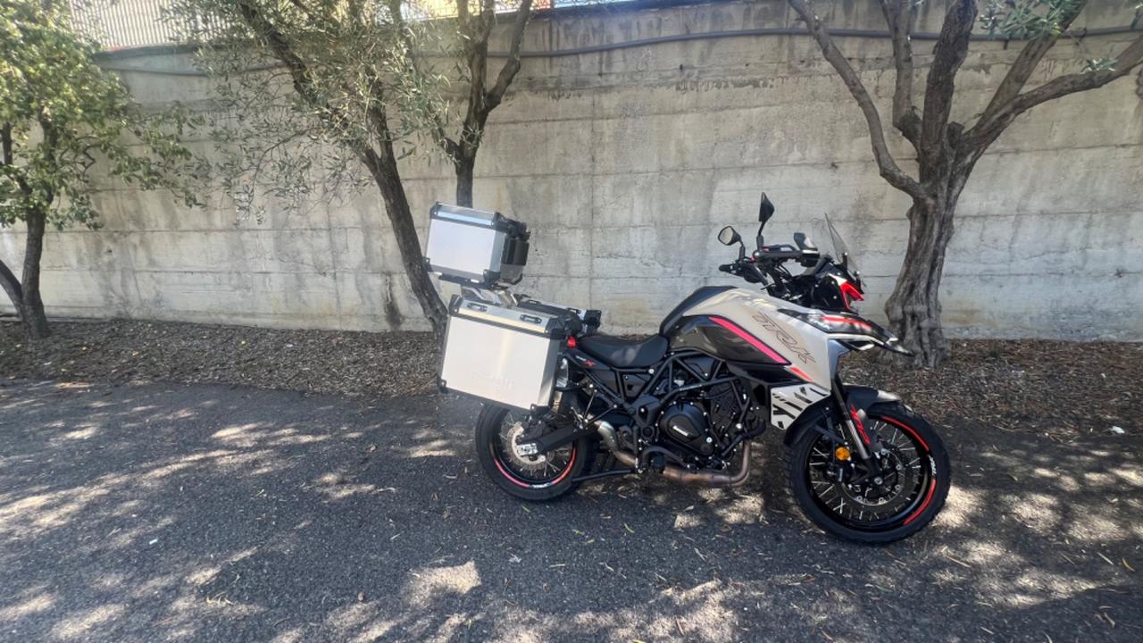 BENELLI TRK 702 X