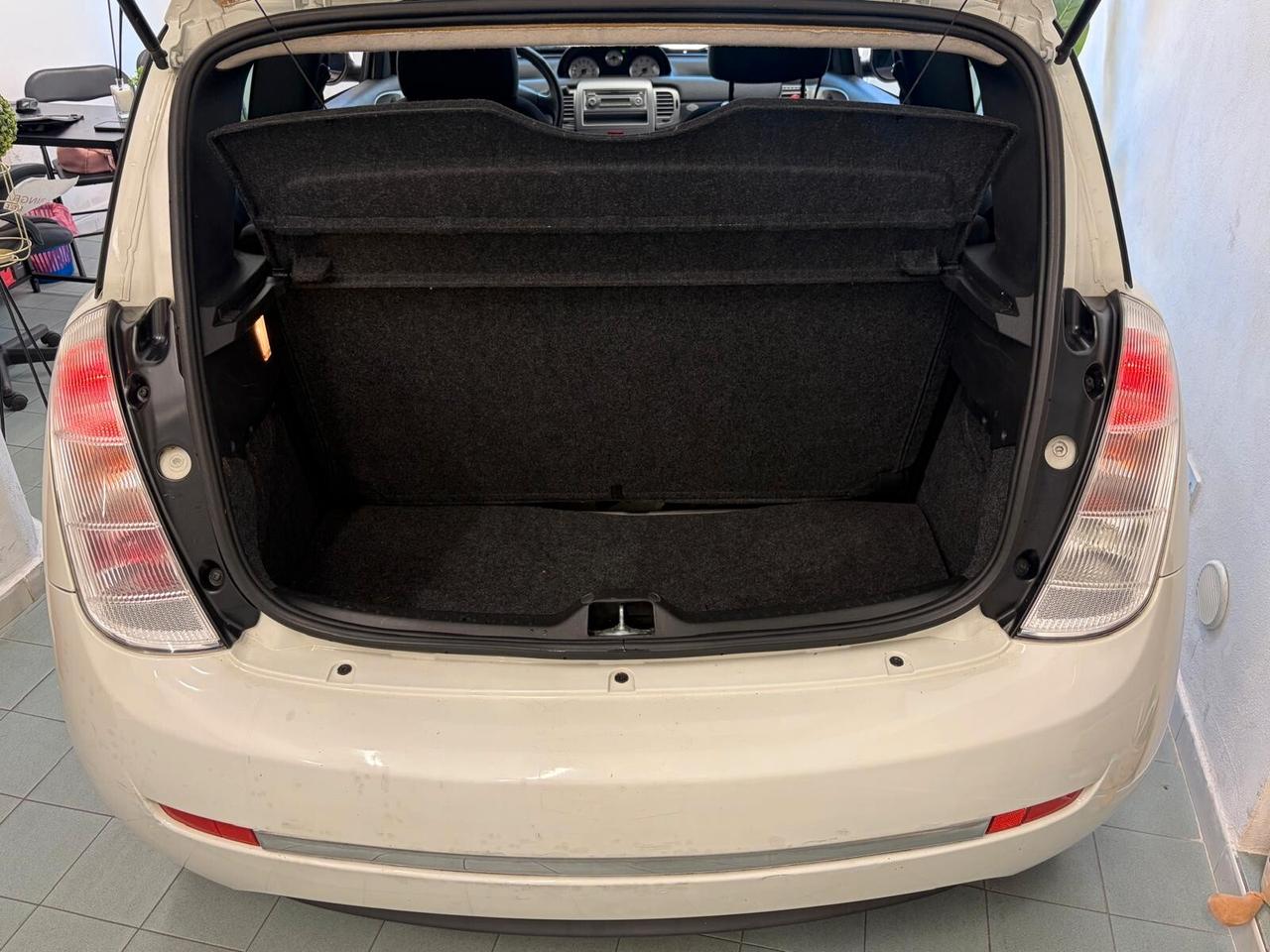 Lancia Ypsilon DIVA 1.2 EURO5 12 MESI DI GARANZIA