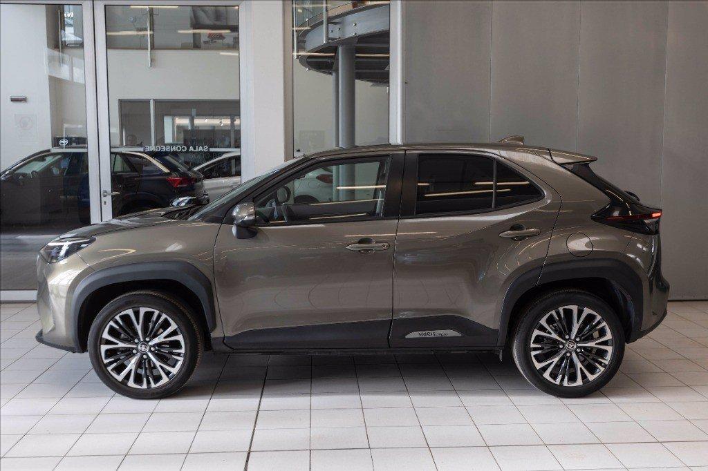 TOYOTA Yaris Cross 1.5h Lounge fwd 116cv e-cvt del 2022