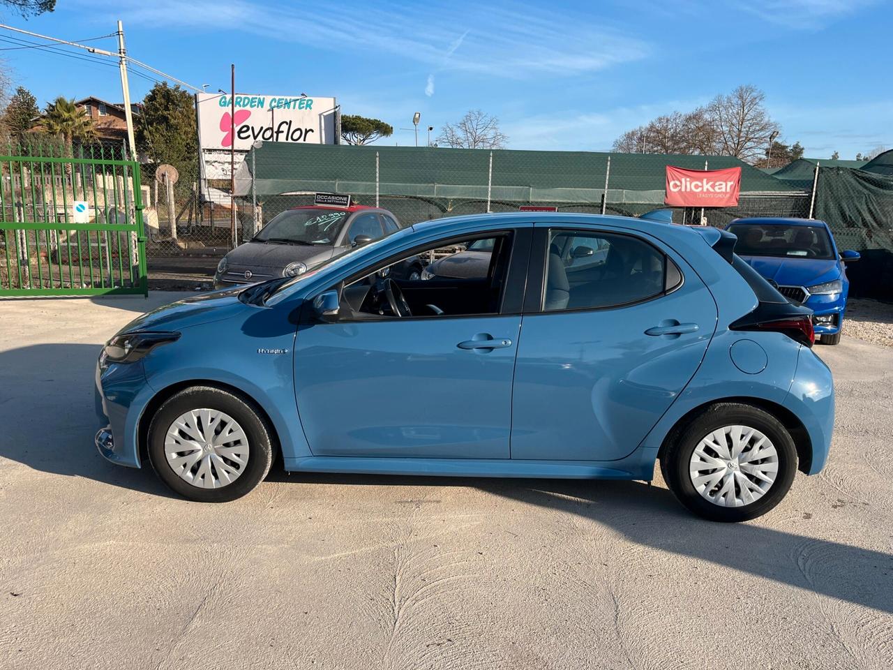 Toyota Yaris 1.5 Hybrid 5 porte Business