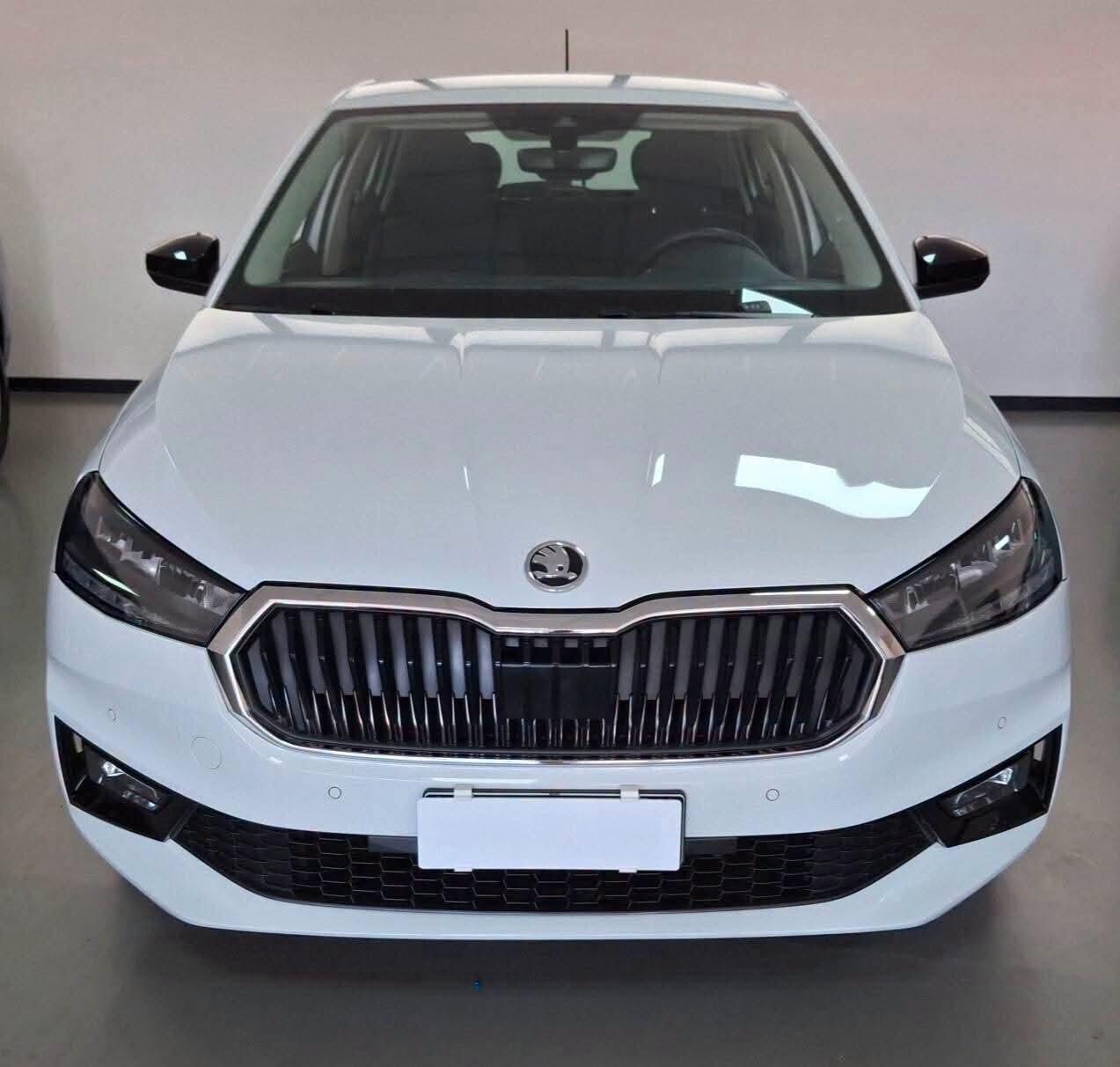 Skoda Fabia 1.0 MPI 80 CV Young Edition