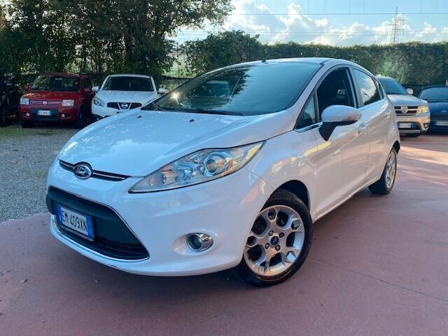Ford Fiesta 1.4 TDCi 70CV 5 porte Titanium,UNIPROPRIETARIO!!