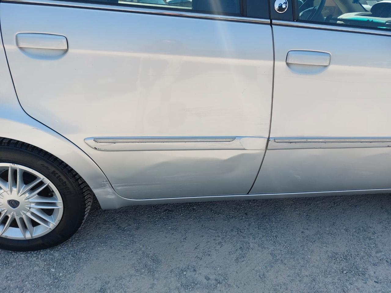 Lancia MUSA 1.4 Argento Ecochic GPL