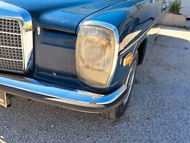 MERCEDES W115 D\8 220D LANG LIMOUSINE -ASI TARGA ORO-