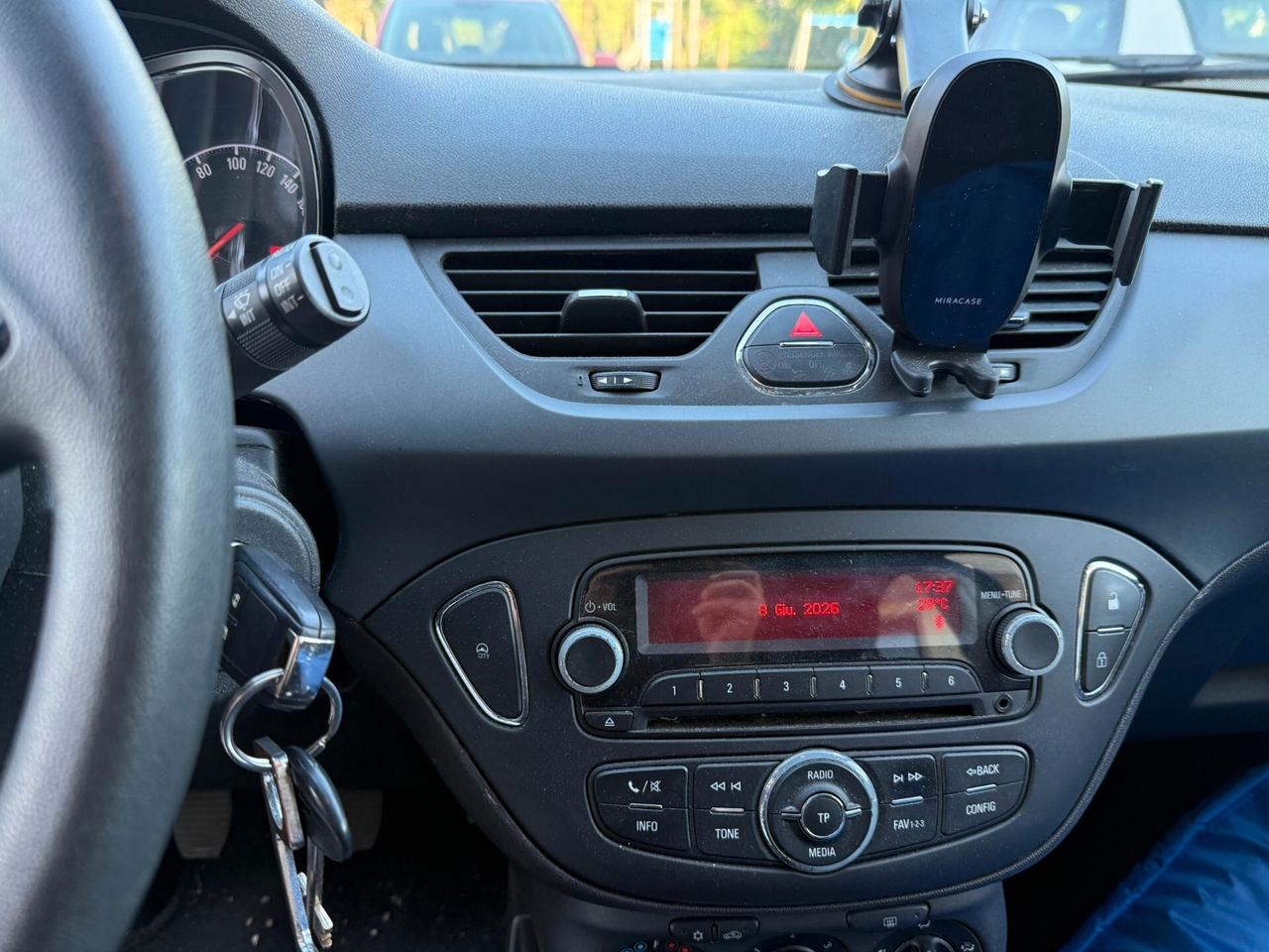 Opel Corsa 1.2 5 porte