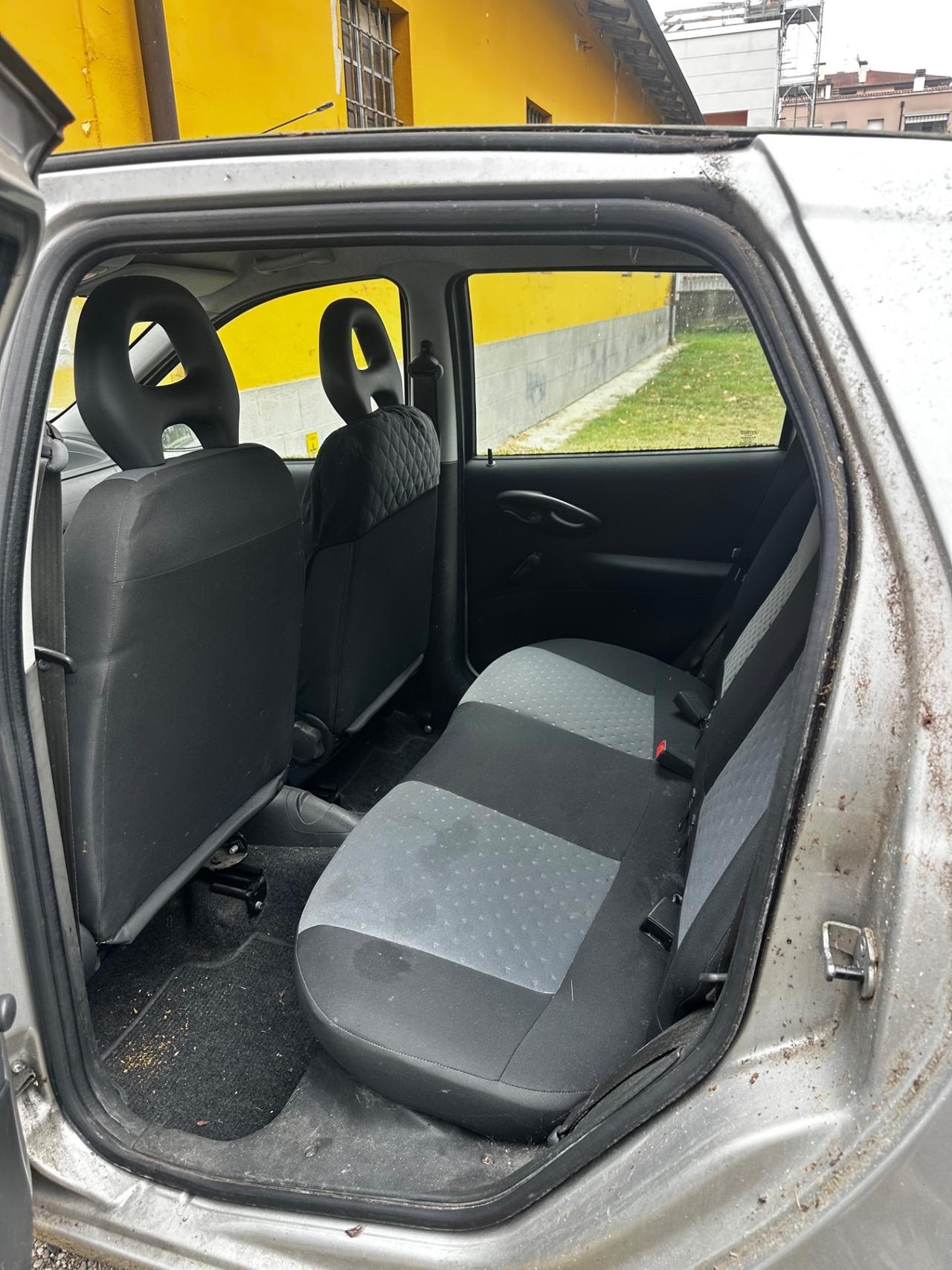 Fiat Punto 1.2 5 porte Active Natural Power