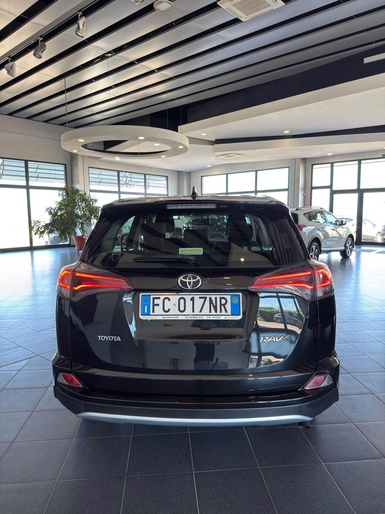 Toyota RAV 4 RAV4 2.0 D-4D 2WD Active my16"