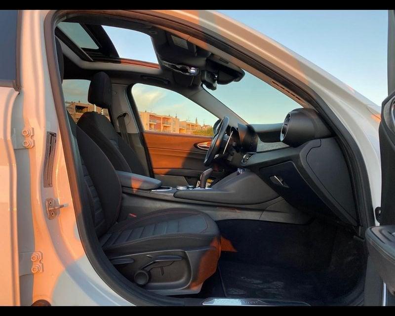 Alfa Romeo Giulia 2020 2.2 t Rosso Edizione 160cv auto