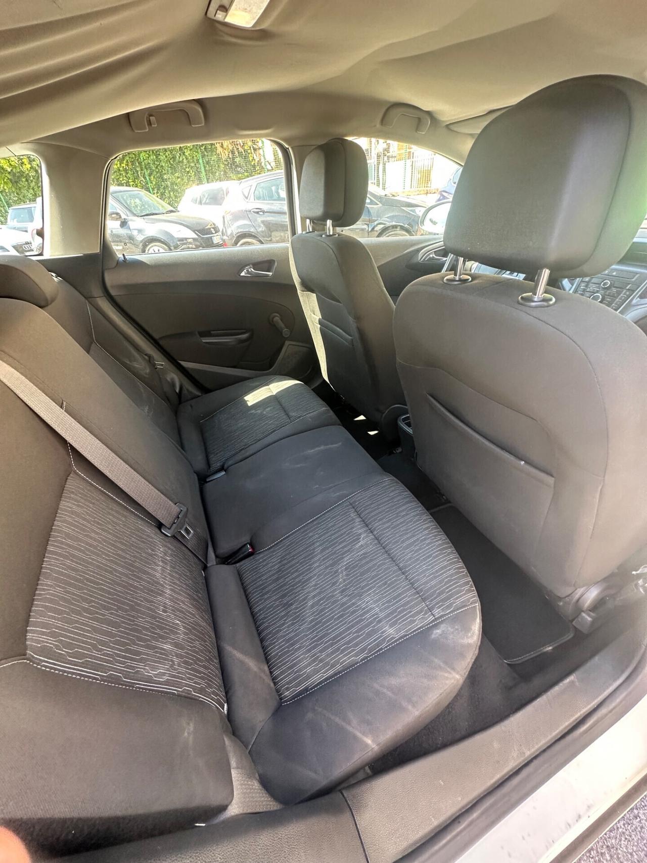 Opel Astra 1.7 CDTI 110CV Sports Tourer Cosmo