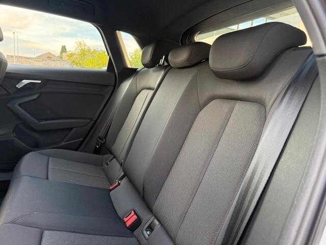 Audi A3 SPB 30 TDI S tronic Business 2024