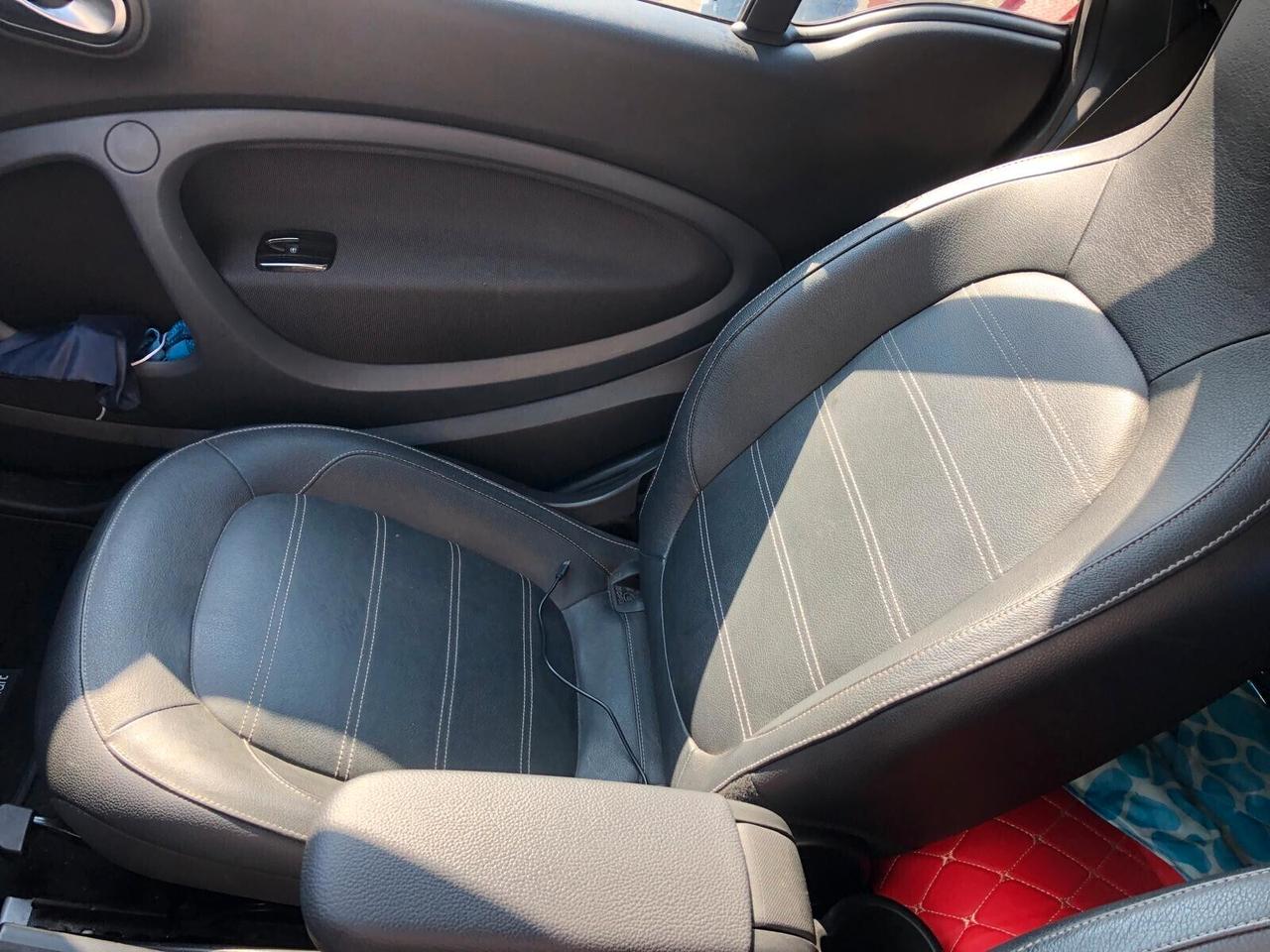 Smart ForTwo 90 0.9 Turbo NAVY/PELLE/TELECAMERA ECC...CABRIO POSSIBILITA' GARANZIA EUROPEA CONFORMGETS COMPLETA FINO A 60 MESI!!!