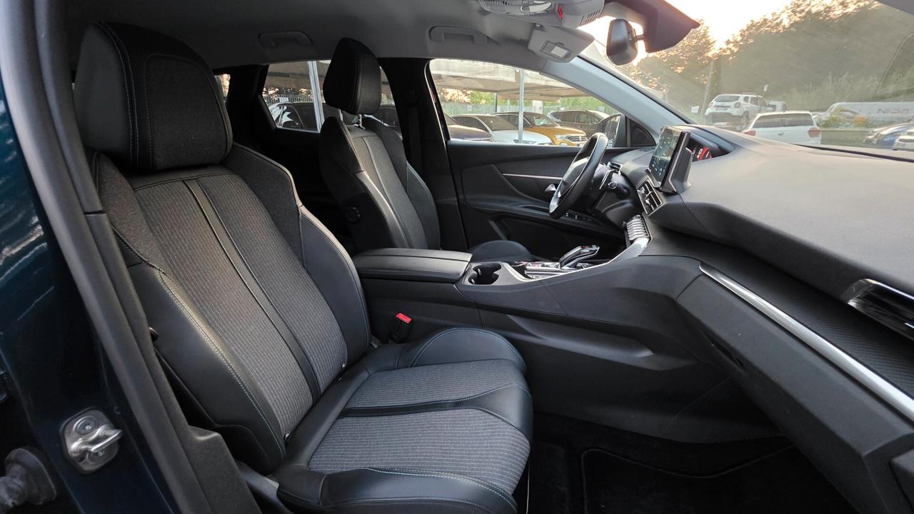 Peugeot 3008 BlueHDi 130 S&S EAT8 Allure