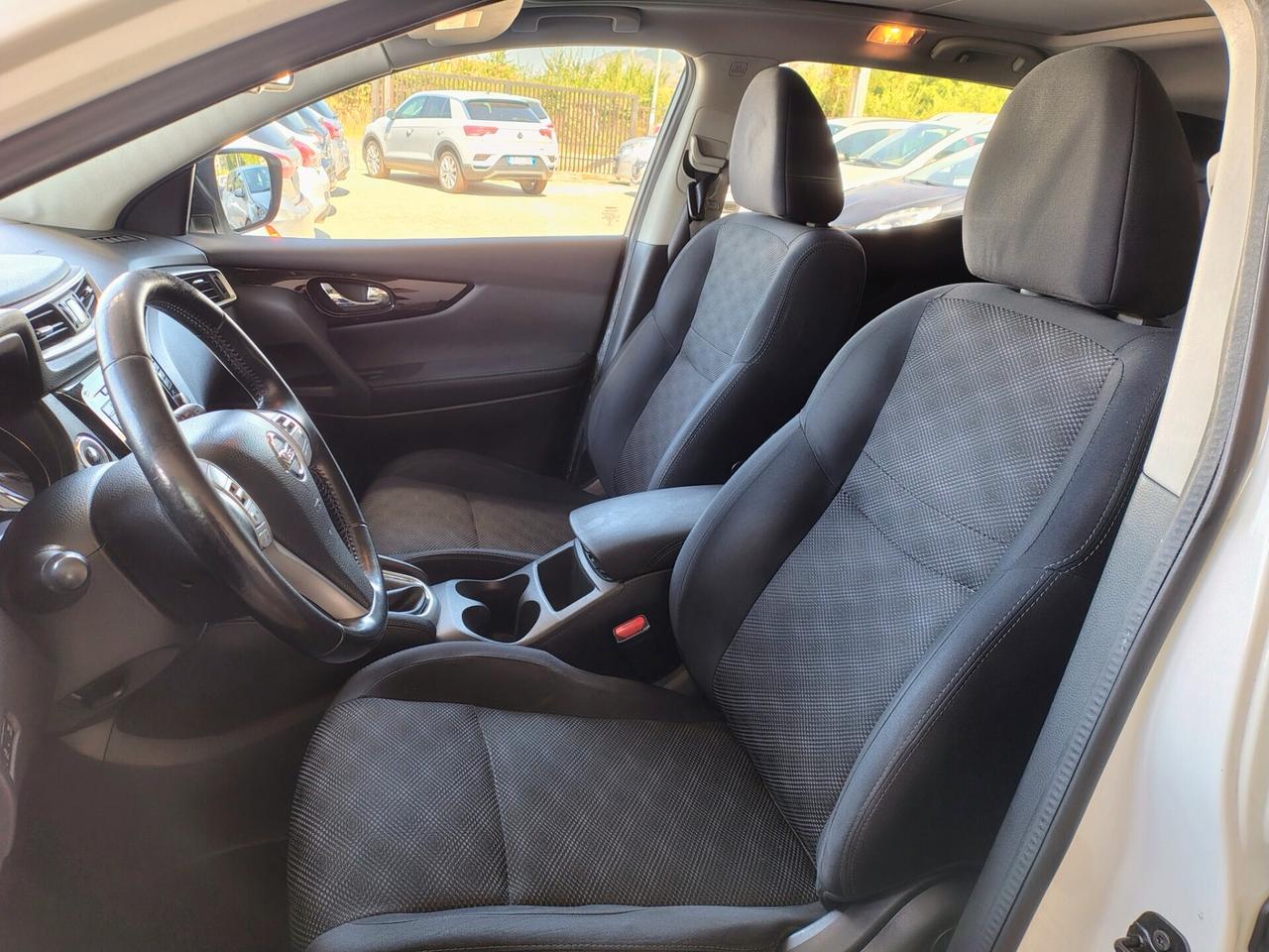 Nissan Qashqai 1.5 dCi Tekna