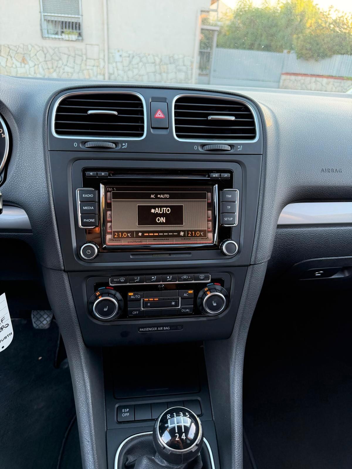 Volkswagen Golf 1.6 TDI DPF 5p. Trendline-04/2010