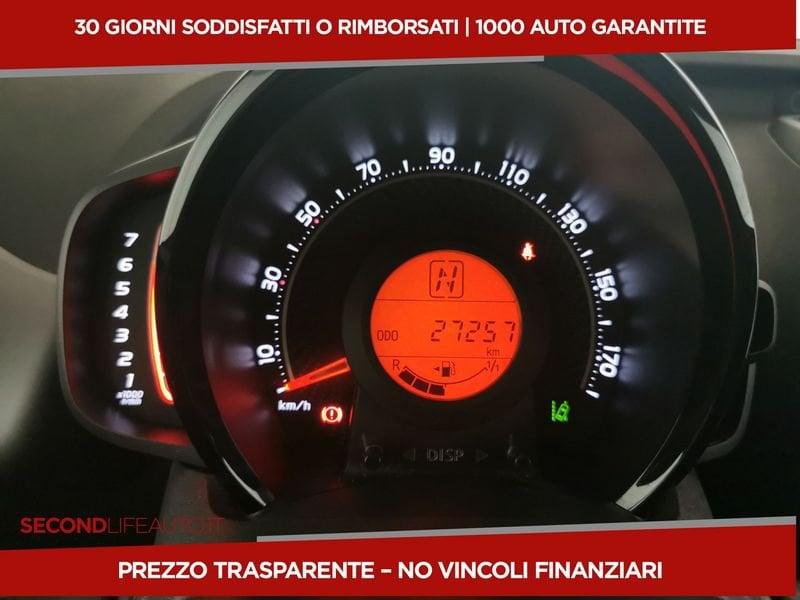 Toyota Aygo 5p 1.0 x-play m-mt 72cv