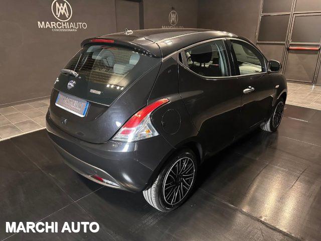 LANCIA Ypsilon 1.0 FireFly 5 porte S&S Hybrid Gold