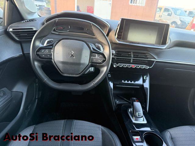 PEUGEOT 208 PureTech 100 DISTRIBUZIONE FATTA IN PEUGEOT !!!