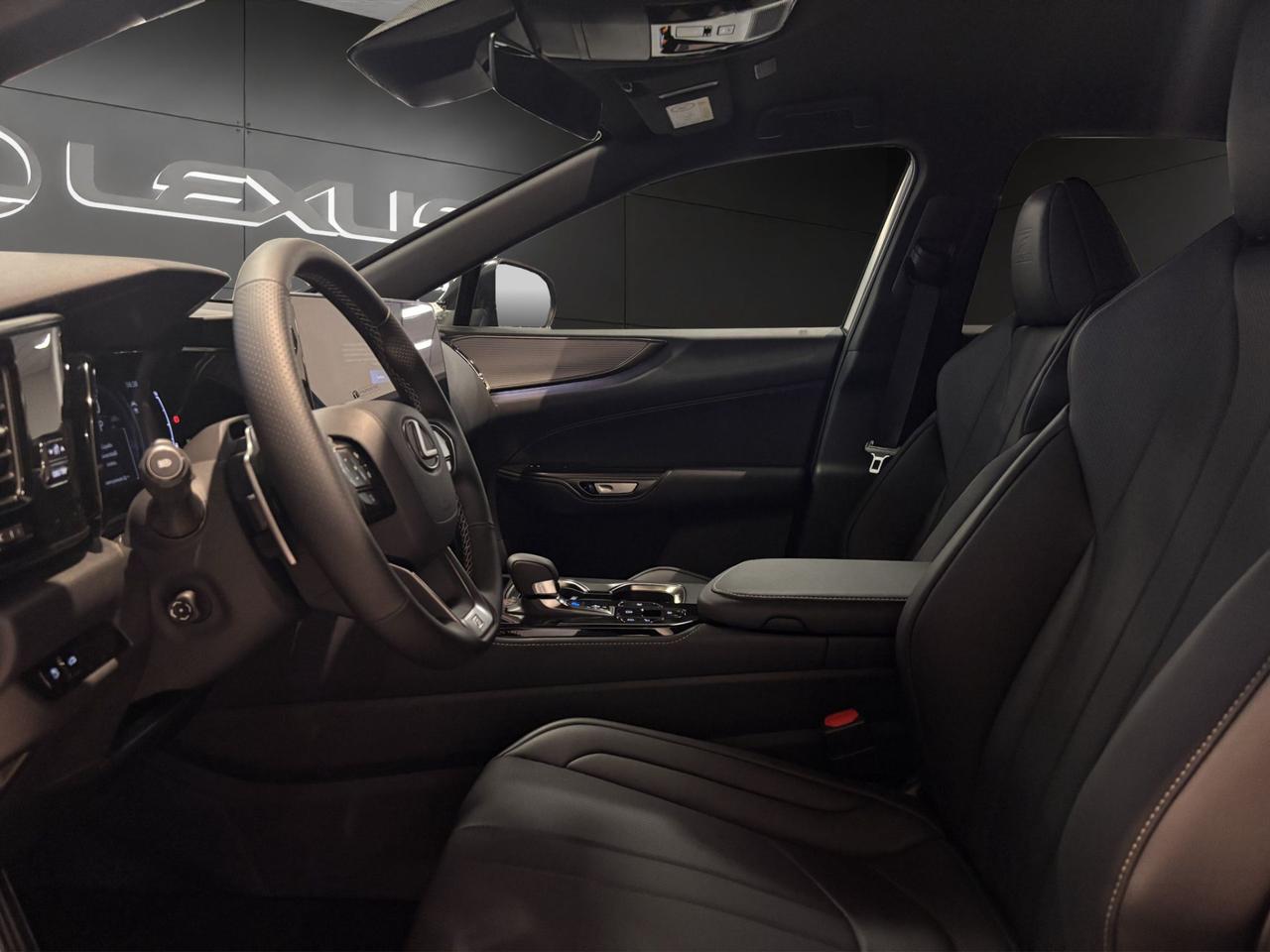 Lexus NX 2.5 F-Sport 4wd 197cv e-cvt