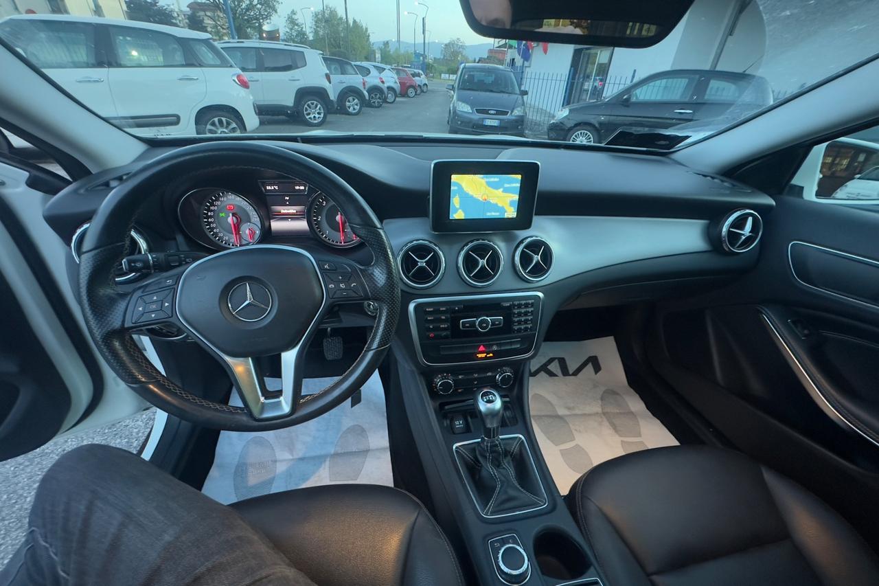 Mercedes-benz GLA 200 GLA 200 d Sport pelle tetto led cerchi 18*