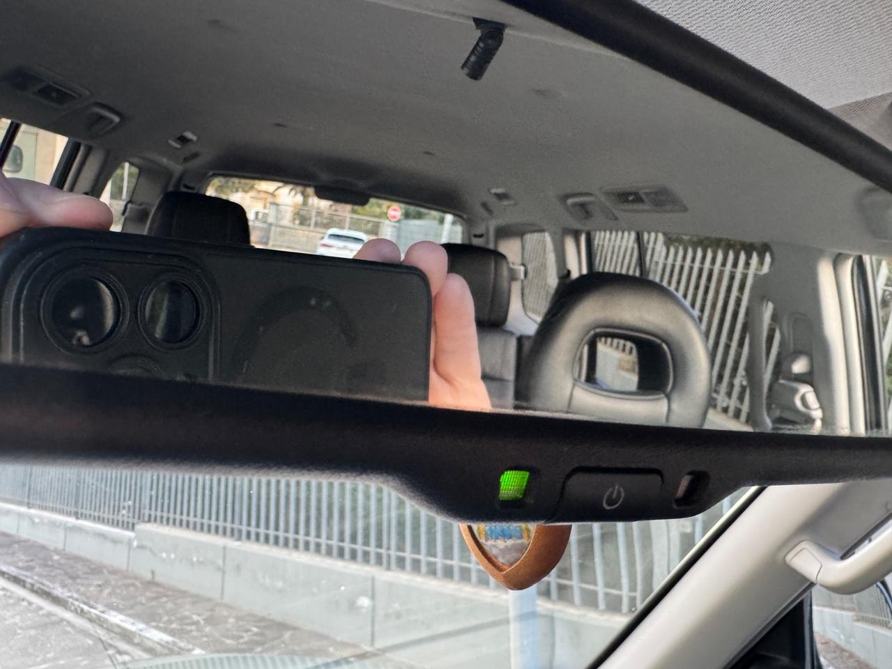 Mitsubishi Pajero 3.2 DI-D Autocarro Manuale Gancio traino