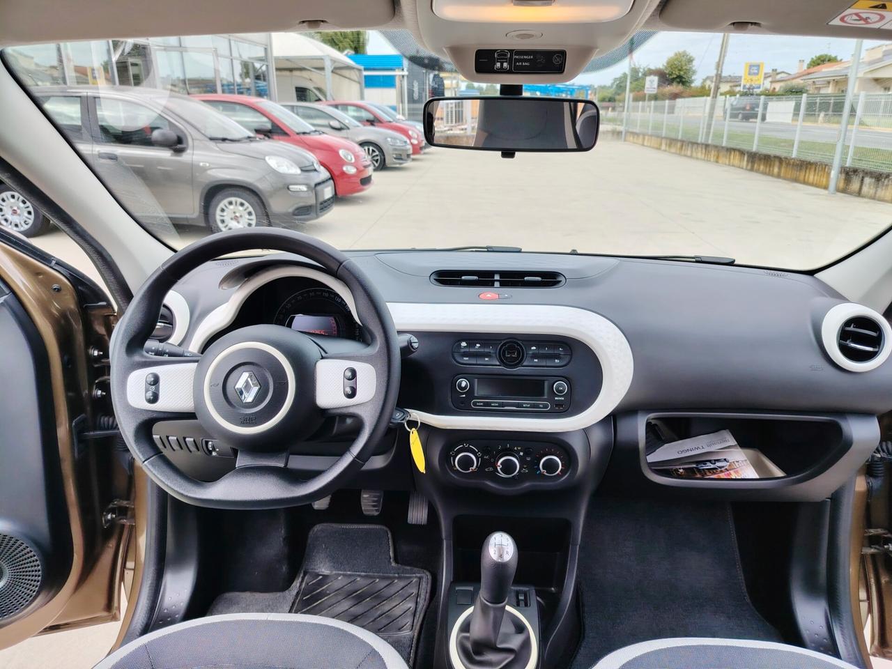 Renault Twingo SCe Lovely