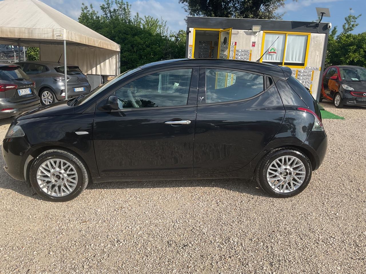 Lancia Ypsilon 1.2 69 CV 5 porte GPL Ecochic Elefantino