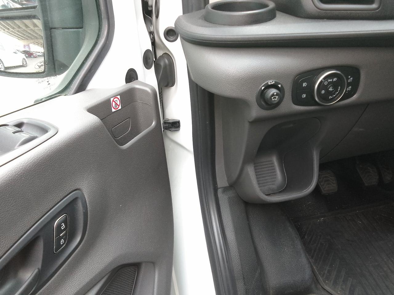 Ford Transit Custom 2.0 TDCi IVA COMPRESA OK NEO
