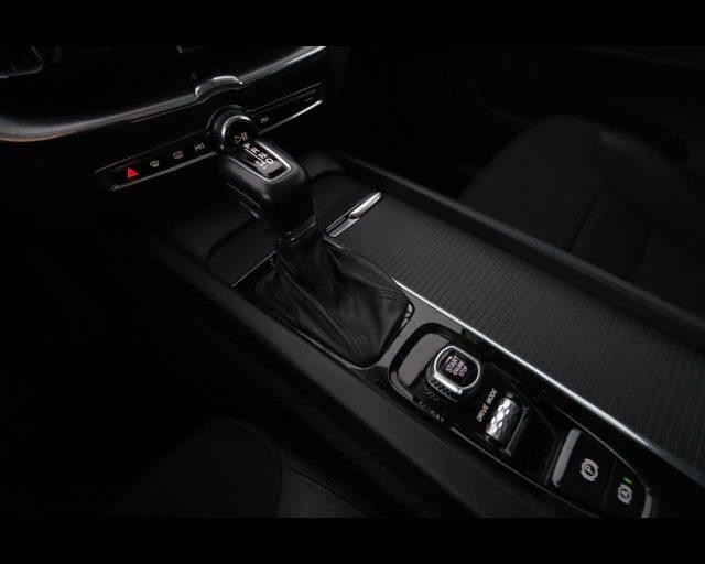 VOLVO XC60 D4 Geartronic Business