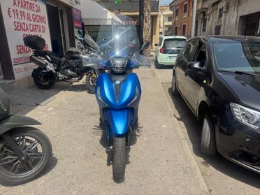 Piaggio Beverly 400 Sport