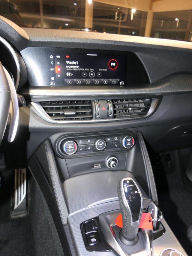 ALFA ROMEO Stelvio 2.0 Turbo 280 CV AT8 Q4 Veloce