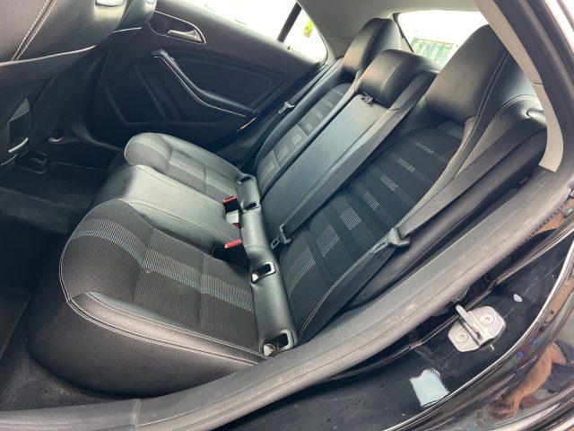 MERCEDES-BENZ CLA 200 d Automatic Sport