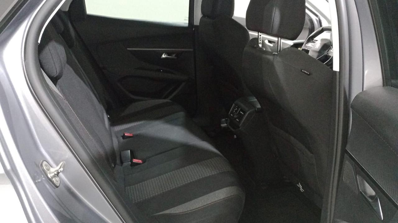 Peugeot 3008 BlueHDi 120 S&S Business