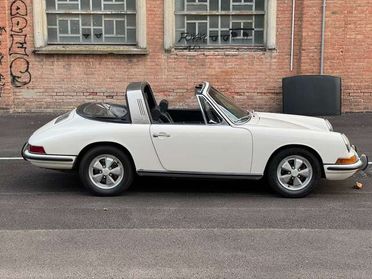 Porsche 911 1967 targa strumenti verdi soft window matching