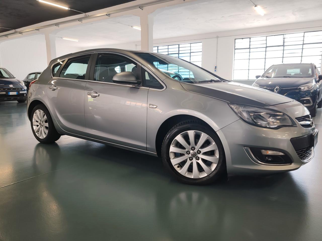 Opel Astra 1.4 Turbo 140CV 5 porte aut. Cosmo Fleet