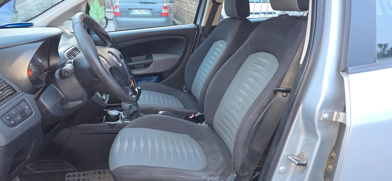 Fiat Grande Punto 1.4 5 porte Dynamic metano valido