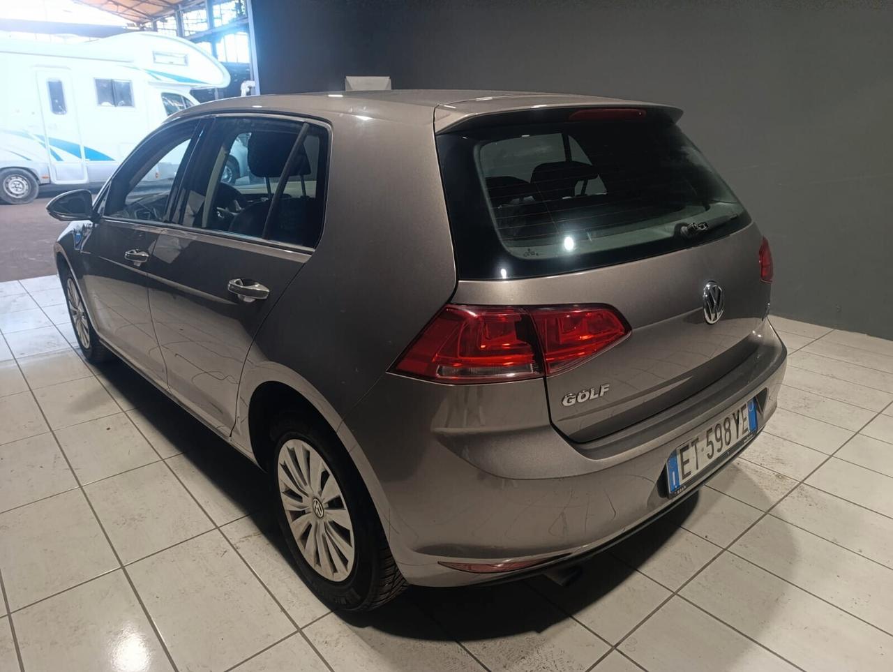 Volkswagen Golf 7 del 2013 - 1200 benzina anche neopatentati -