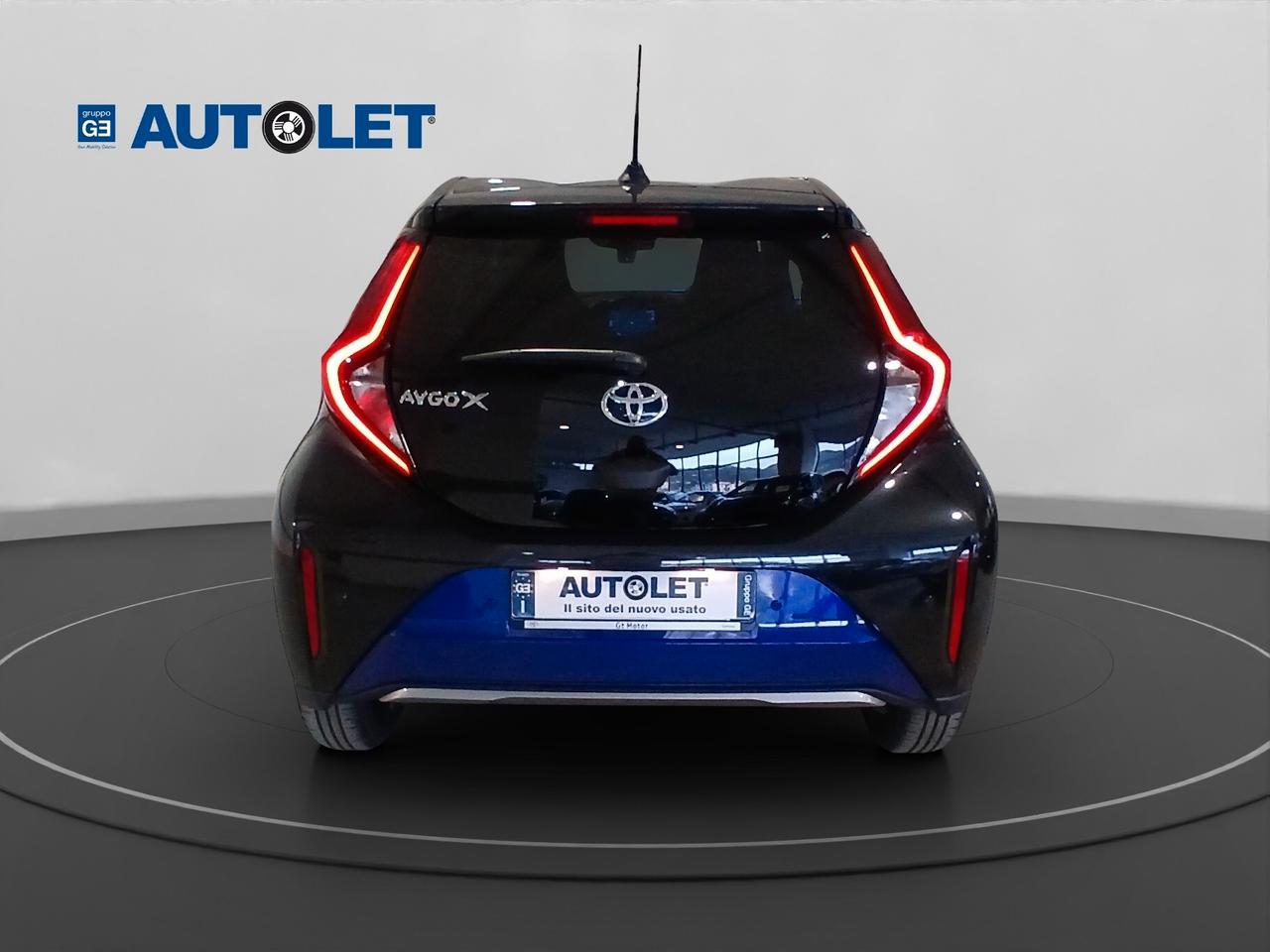 Toyota Aygo X 1.0 VVT-i 72 CV 5 porte Lounge S-CVT JBL