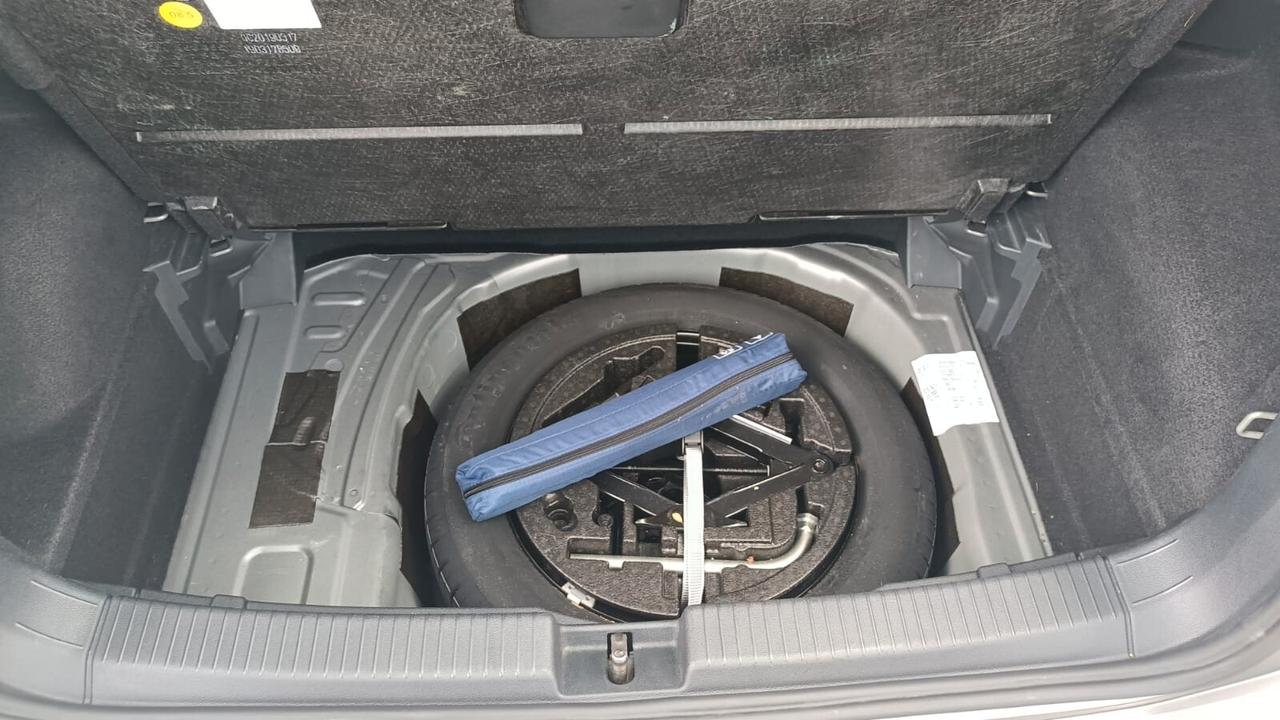 Volkswagen T-Cross 1.6 TDI DSG SCR Style BMT