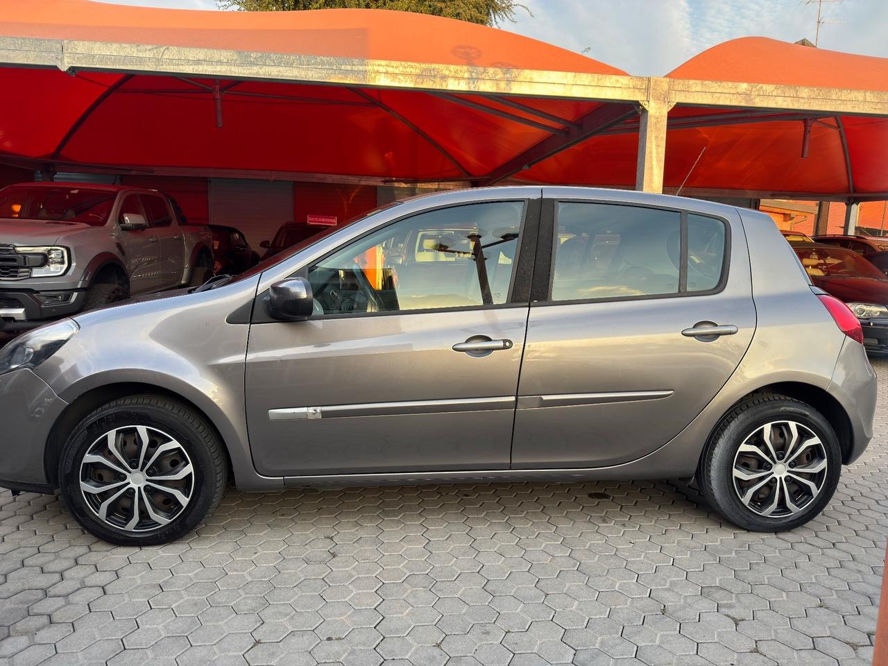 Renault Clio ADATTA A NEOPATENTATI 1.2 16V 5 porte Dynamique