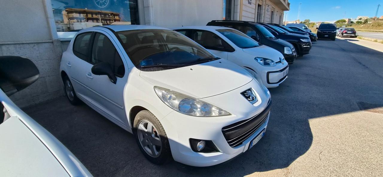 Peugeot 207 1.4 HDi 70CV FAP 5p. X Line