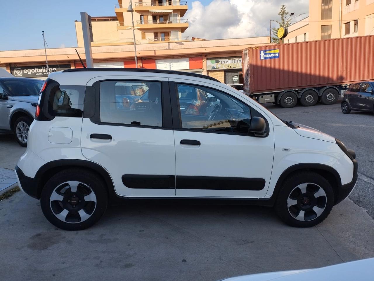 Fiat Panda 1.0 FireFly S&S Hybrid City Cross
