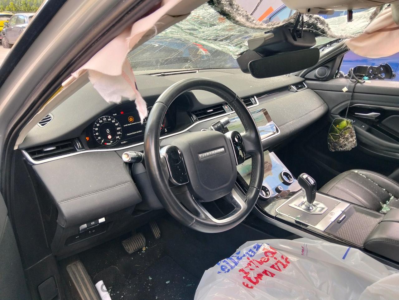 Rover Range Evoque 2.0D 150cv 2019 SINISTRATA