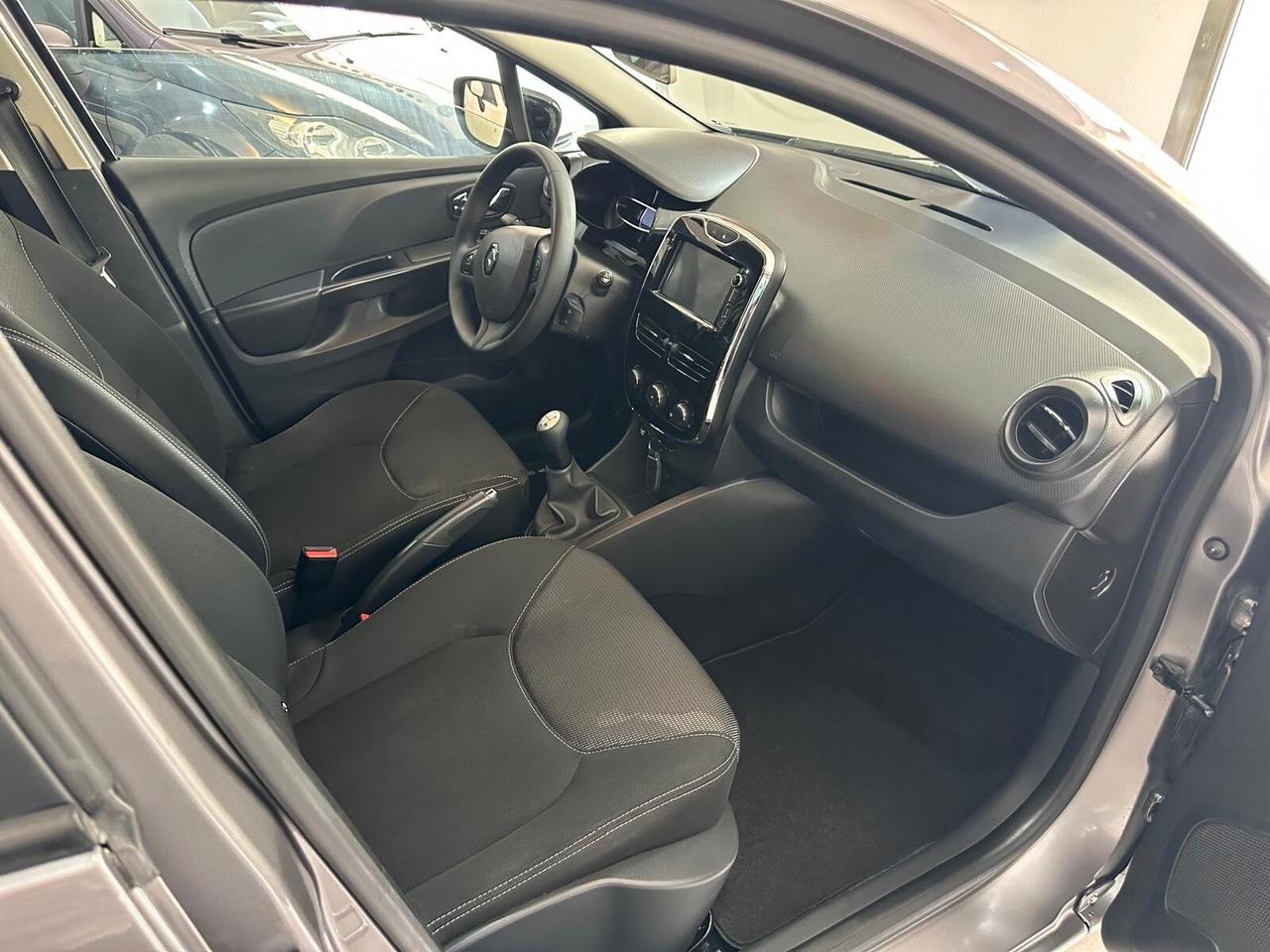 Renault Clio Sporter 1.2 75CV Live