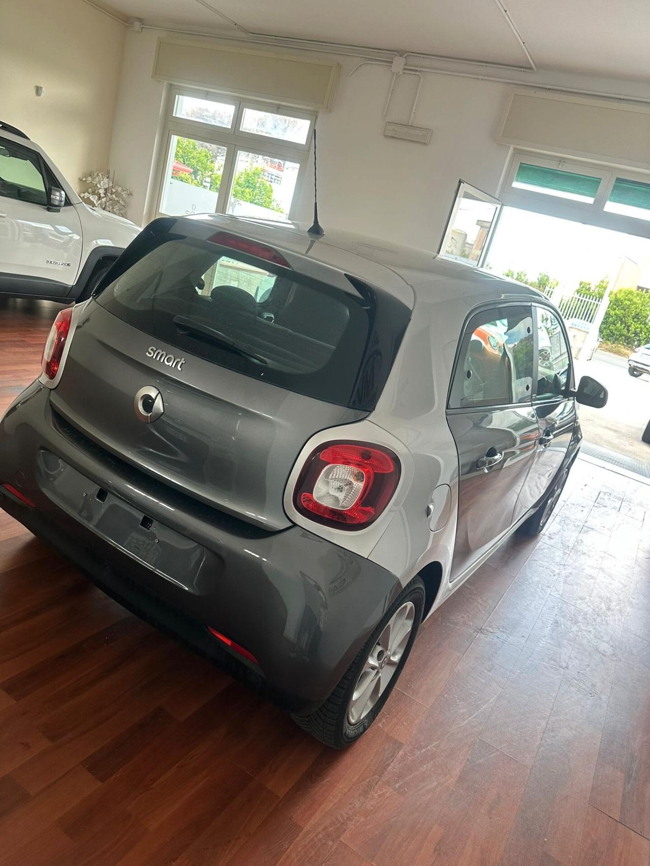 Smart ForFour 70 1.0 Passion