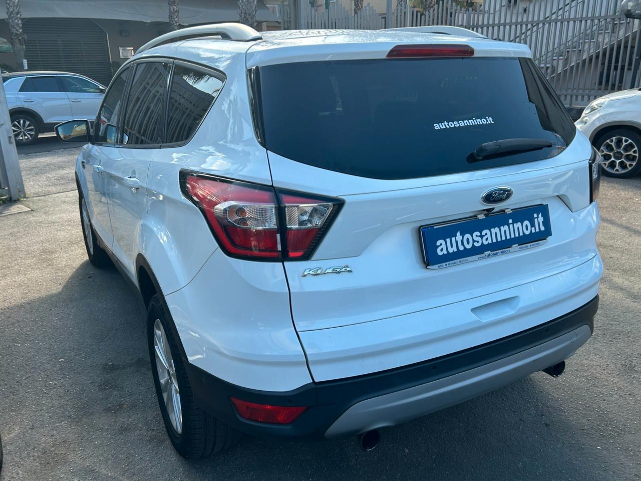 Ford Kuga 1.5 TDCI 120 CV S&S 2WD Powershift Edition