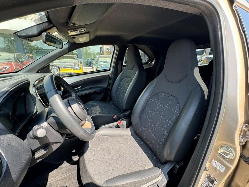 Toyota Aygo X 1.0B (72 CV) Lounge